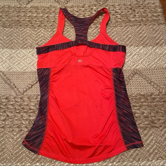ACTIVEWEAR TOP - Picture 2 of 2
